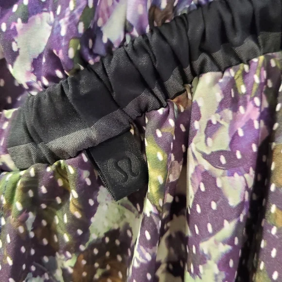 Lululemon - City Summer Dress - Size 4 - Picture 16 of 16